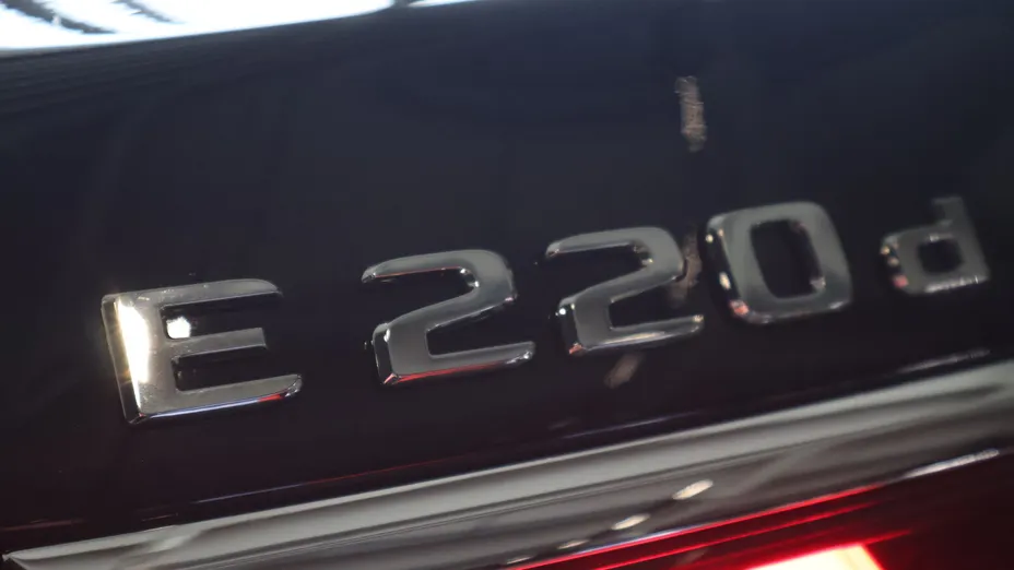 MERCEDES-BENZ E Klasa E 220 d mHEV 4-Matic AMG 9G-Tronic Nowy