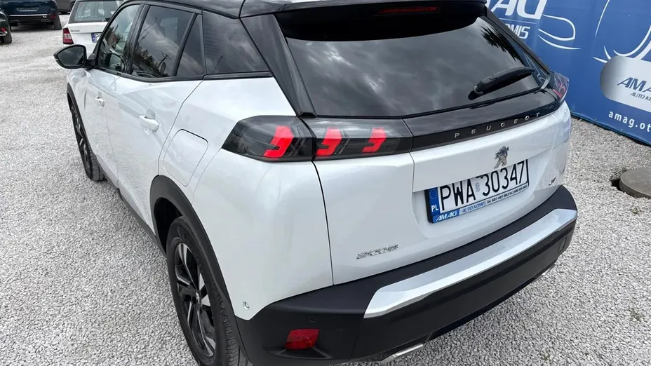 PEUGEOT 2008 -