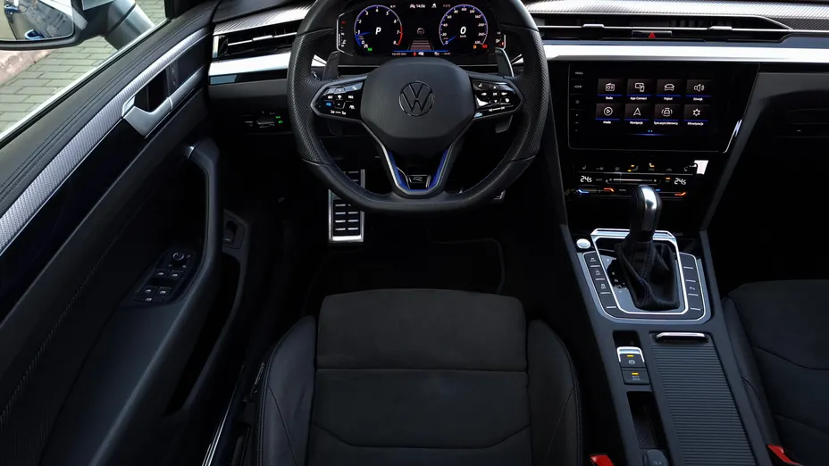 VOLKSWAGEN Arteon Arteon 2.0 TSI 4Motion R DSG