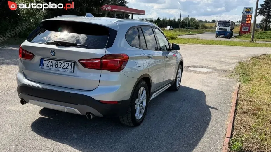 BMW X1 -