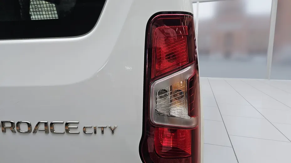 TOYOTA Proace City Proace City 1.5 D-4D Long 2,3t Active (bryg.)