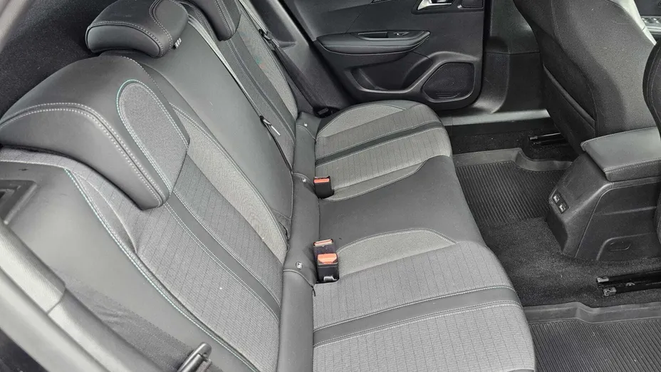 PEUGEOT 2008 2008 1.2 PureTech Allure Pack S&S EAT8