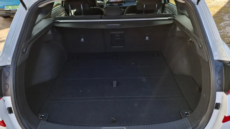 HYUNDAI i30 i30 1.5 T-GDI 48V Smart