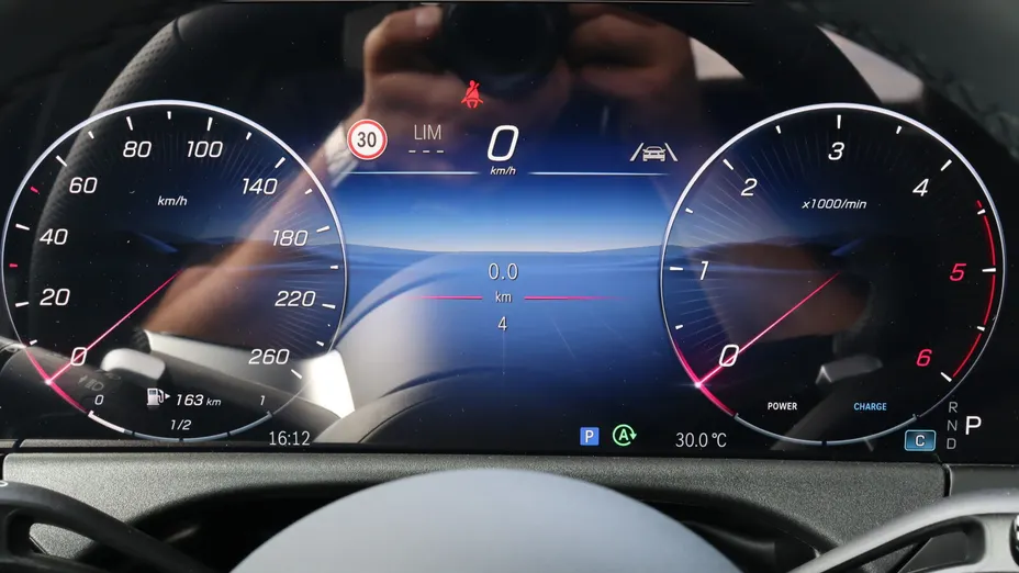 MERCEDES-BENZ E Klasa E 220 d mHEV AMG 9G-Tronic Nowy