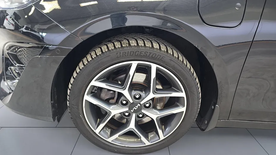 KIA Cee'd Ceed 1.6 GDI PHEV Business Line DCT