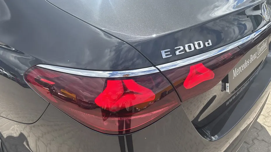 MERCEDES-BENZ E Klasa E 200 d mHEV Avantgarde 9G-Tronic