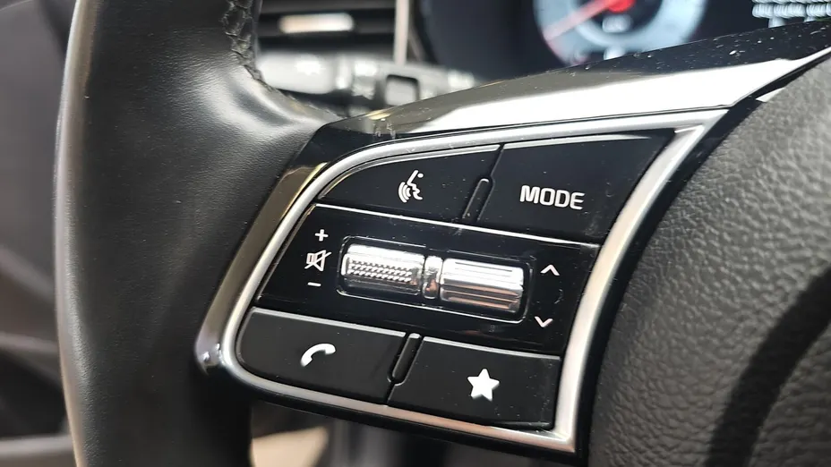 KIA Cee'd Ceed 1.6 GDI PHEV Business Line DCT