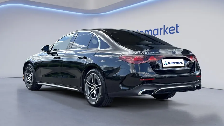 MERCEDES-BENZ E Klasa E 220 d mHEV 4-Matic AMG 9G-Tronic