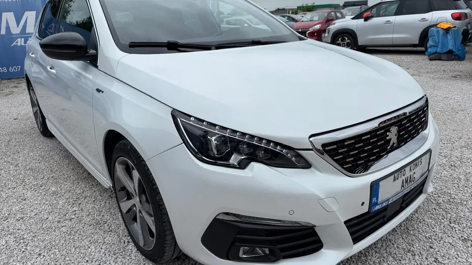 PEUGEOT 308 -