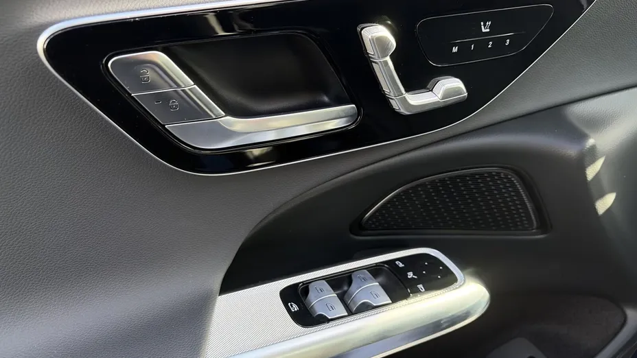 MERCEDES-BENZ E Klasa E 200 d mHEV Avantgarde 9G-Tronic