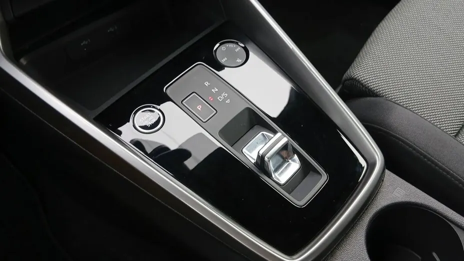 AUDI A3 A3 35 TFSI mHEV Advanced S tronic