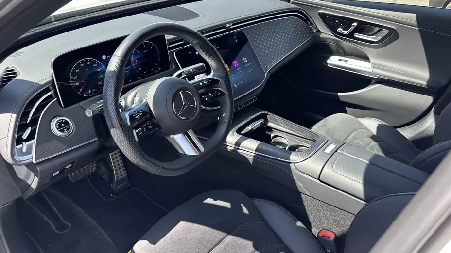 MERCEDES-BENZ E Klasa E 220 d mHEV 4-Matic AMG 9G-Tronic