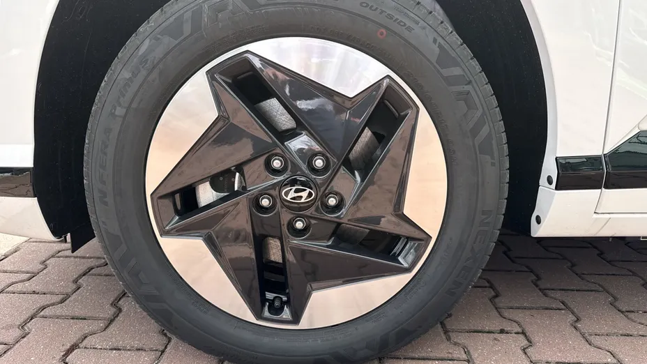 HYUNDAI Kona Kona Electric 65kWh Smart Nowy