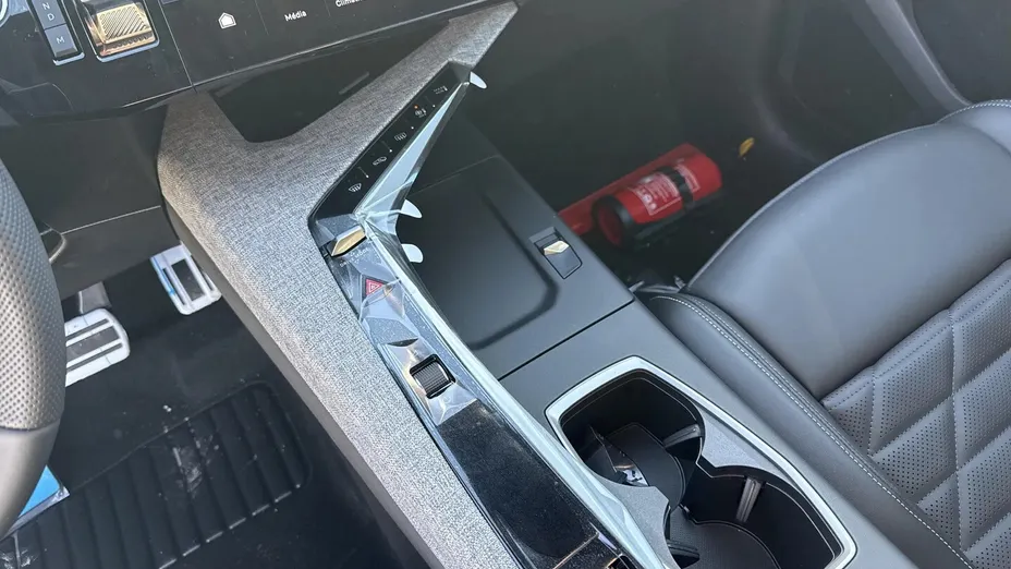 PEUGEOT 3008 3008 1.2 PureTech mHEV GT Exclusive e-DCS6 Nowy