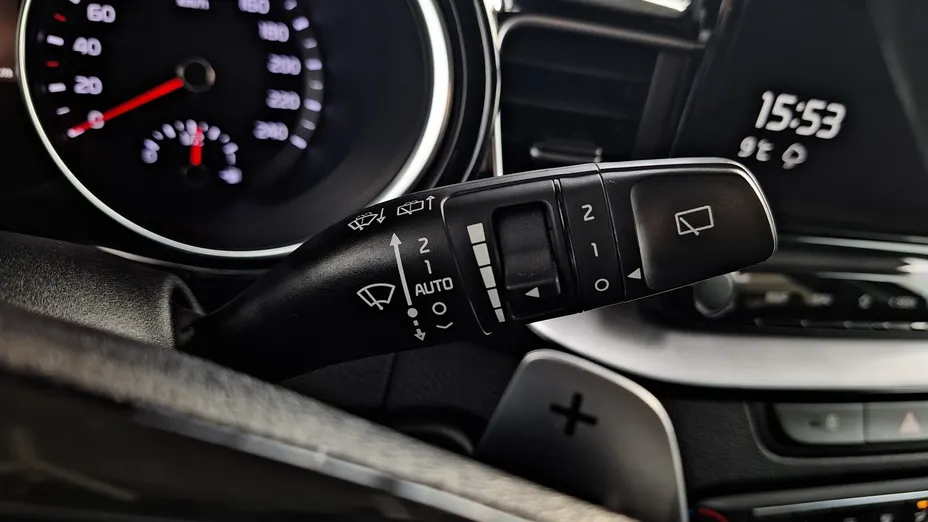 KIA Cee'd Ceed 1.4 T-GDI L Business Line DCT