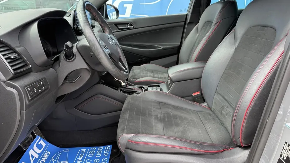 HYUNDAI Tucson -