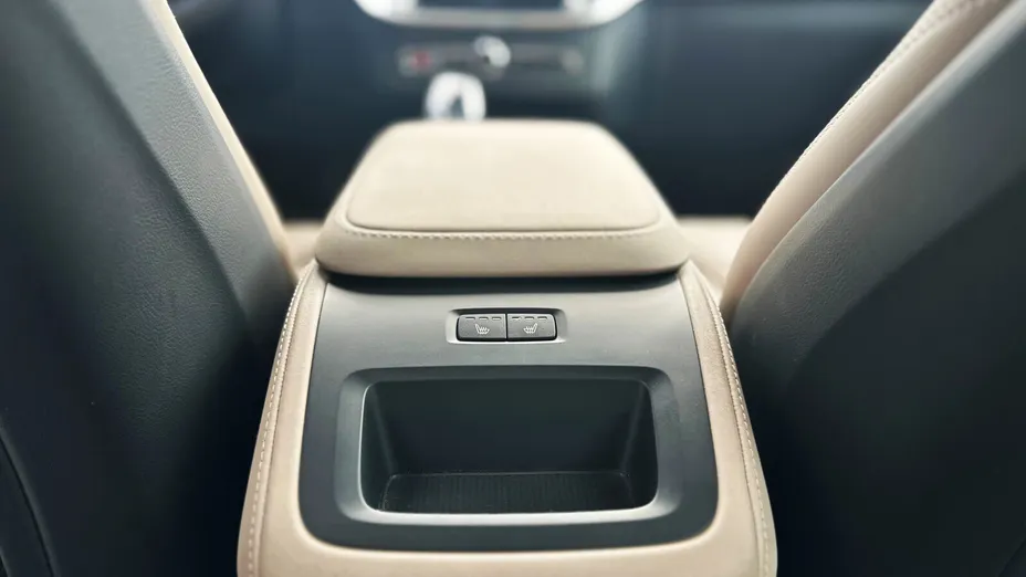 VOLVO XC90 XC90 B5 B AWD Plus Bright 7os aut