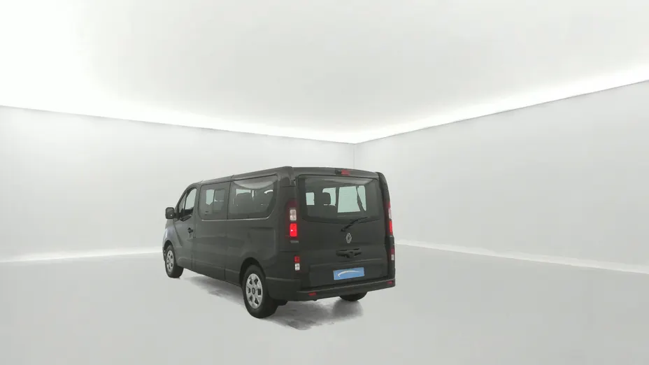 RENAULT Trafic -