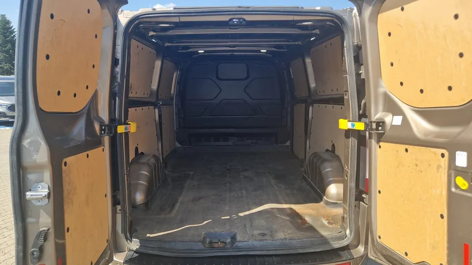FORD Transit Custom Transit Custom 300 L2H1 Limited Aut.