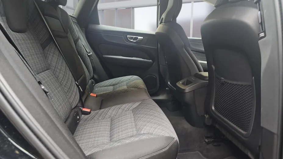 VOLVO XC60 XC60 B4 B Essential aut