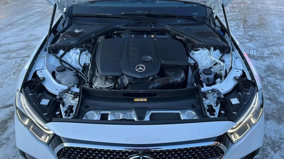 MERCEDES-BENZ E Klasa E 220 d mHEV 4-Matic AMG 9G-Tronic