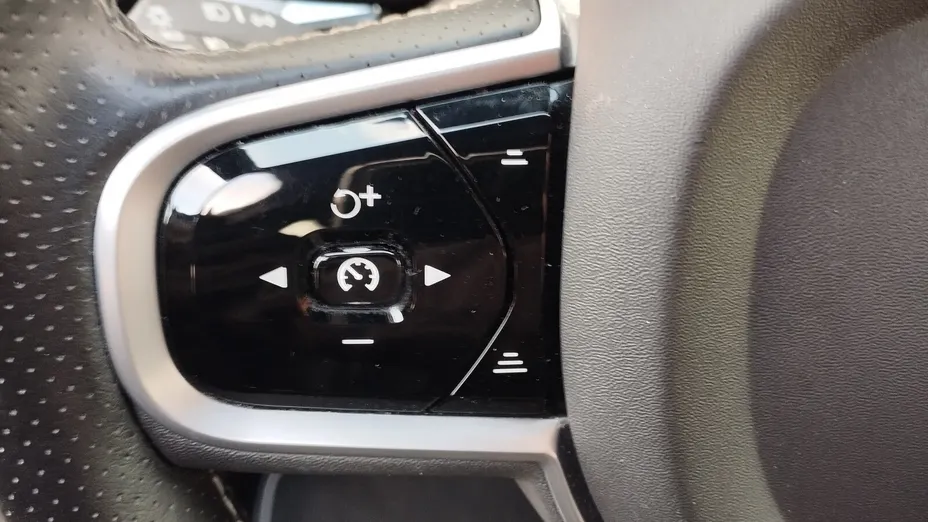 VOLVO XC60 XC60 D4 SCR R-Design aut