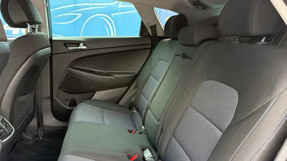 HYUNDAI Tucson -