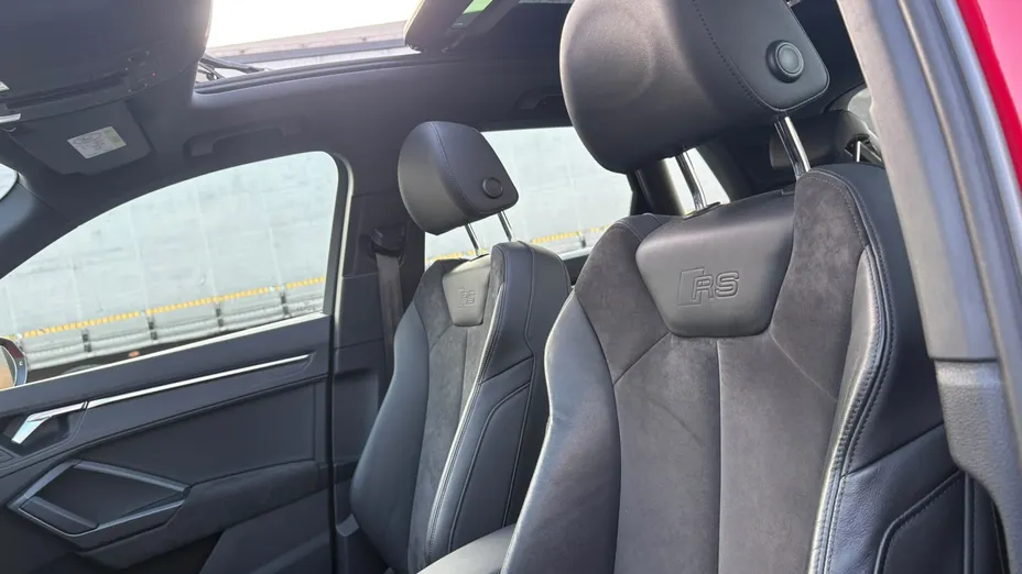 AUDI RS Q3 -