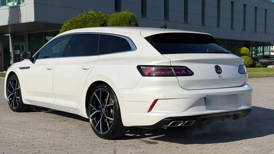 VOLKSWAGEN Arteon Arteon 2.0 TSI 4Motion R DSG