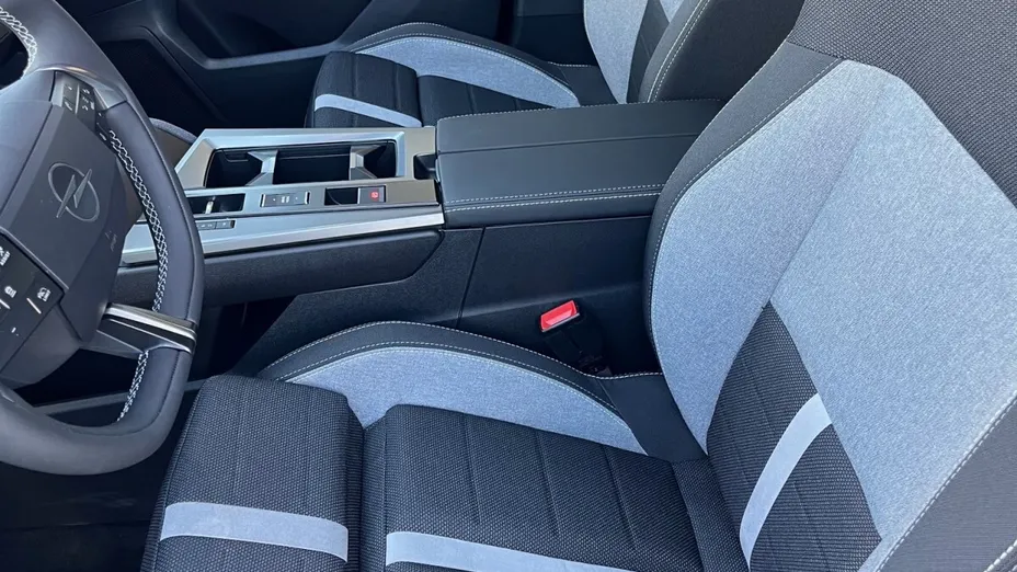 OPEL Grandland X Grandland 1.2 mHEV Edition eDTC6 Nowy