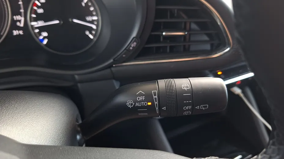 MAZDA 3 3 2.0 mHEV Hikari