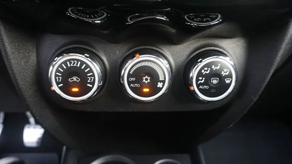 MITSUBISHI ASX ASX 1.6 Intense Plus Navi Blue Edition