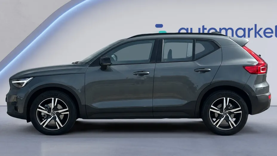 VOLVO XC40 XC40 B3 Plus Dark aut