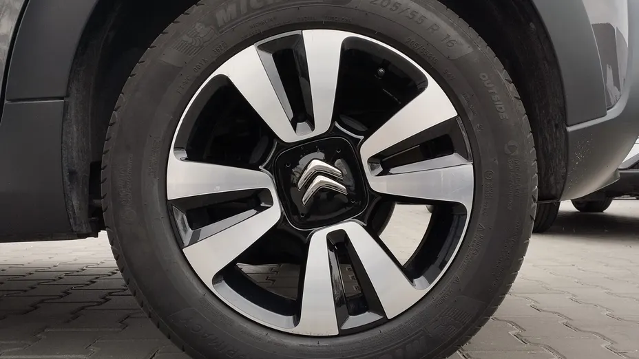 CITROEN C3 C3 1.2 PureTech Shine