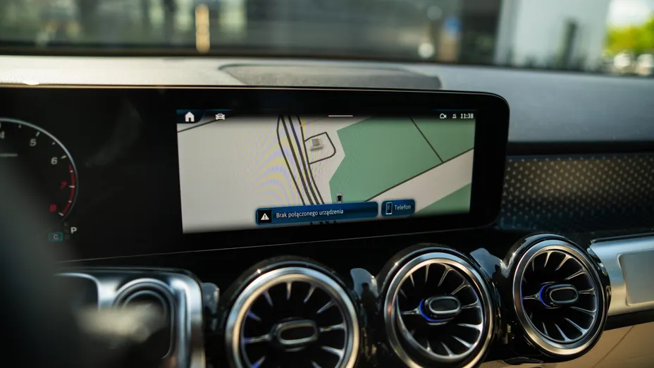 MERCEDES-BENZ GLB GLB 200 mHEV Progressive 7G-DCT