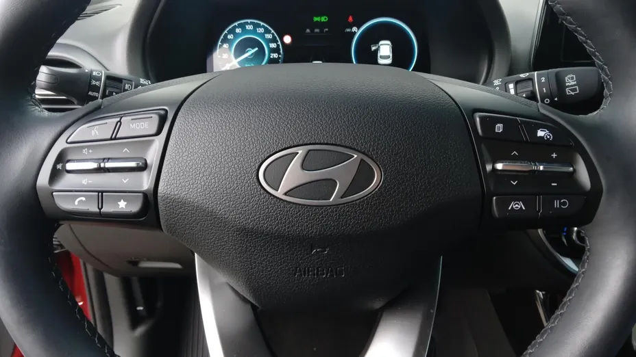 HYUNDAI i30 i30 1.5 T-GDI 48V Smart