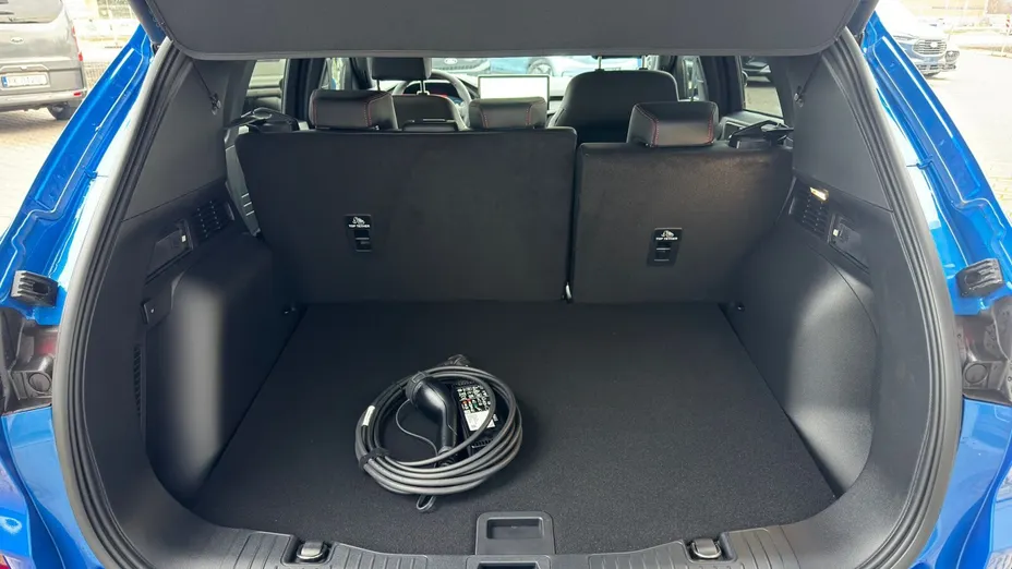 FORD Kuga Kuga 2.5P PHEV FWD ST-Line X eCVT Nowy