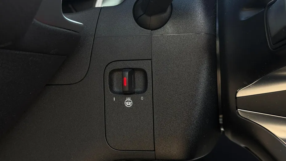 MERCEDES-BENZ GLB GLB 200 AMG Line 7G-DCT