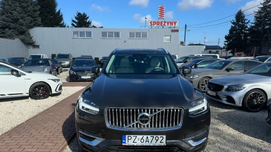 VOLVO XC90 -