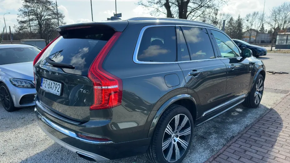 VOLVO XC90 -