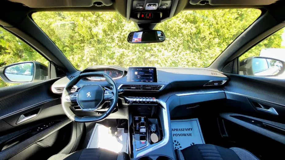 PEUGEOT 3008 -