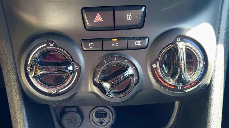PEUGEOT 2008 -