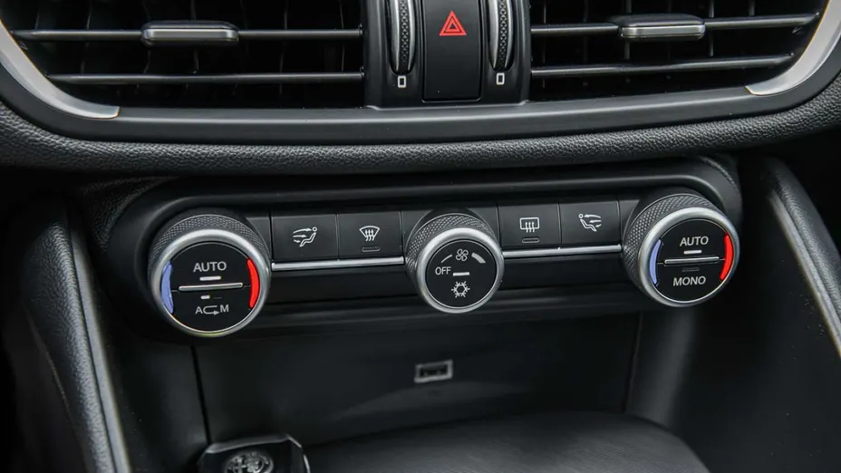 ALFA ROMEO Giulia -