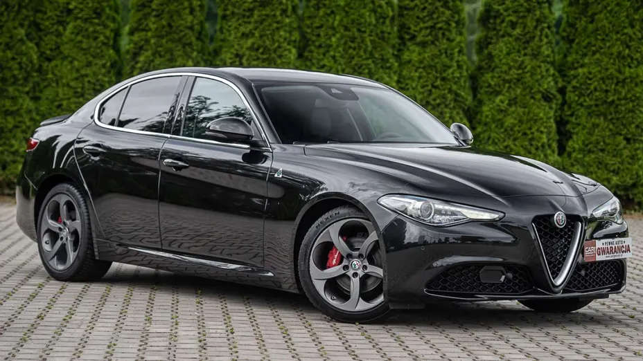 ALFA ROMEO Giulia -