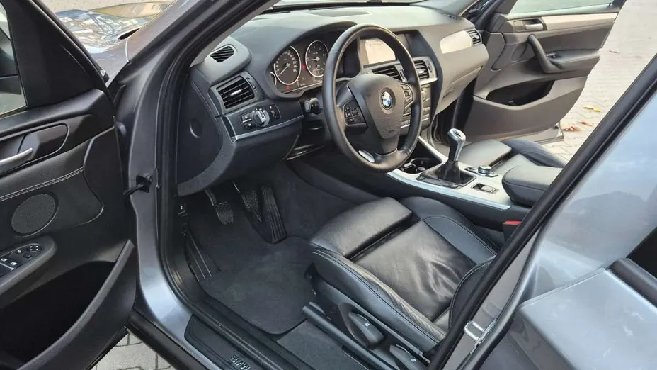 BMW X3 -