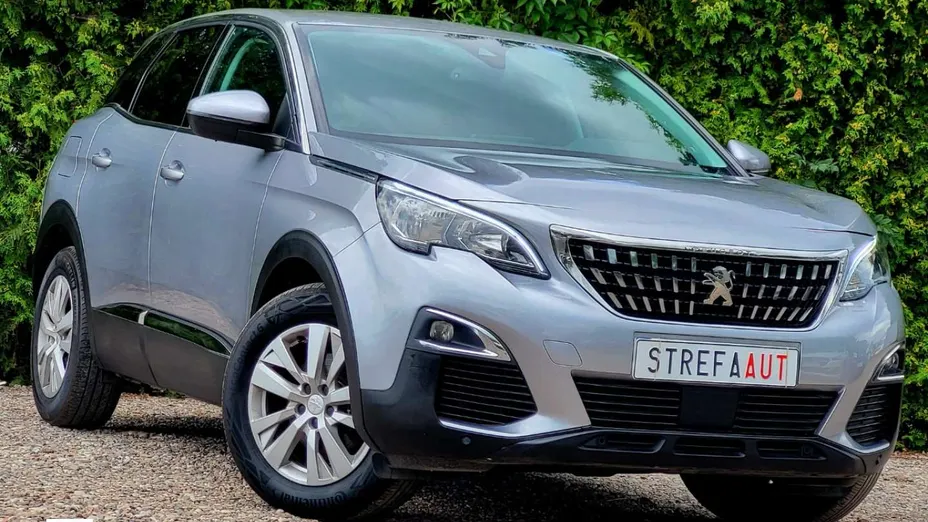 PEUGEOT 3008 -