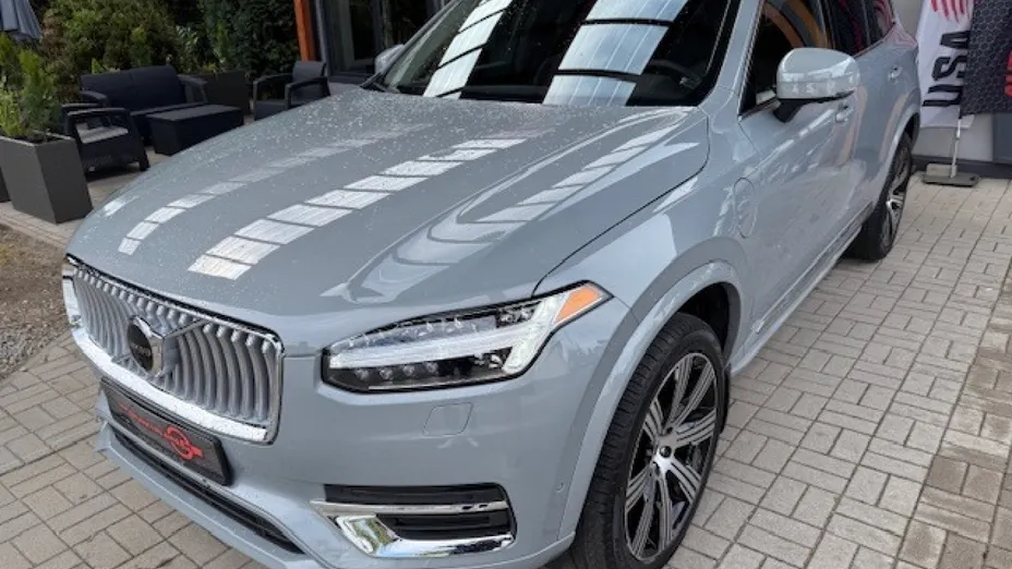 VOLVO XC90 -