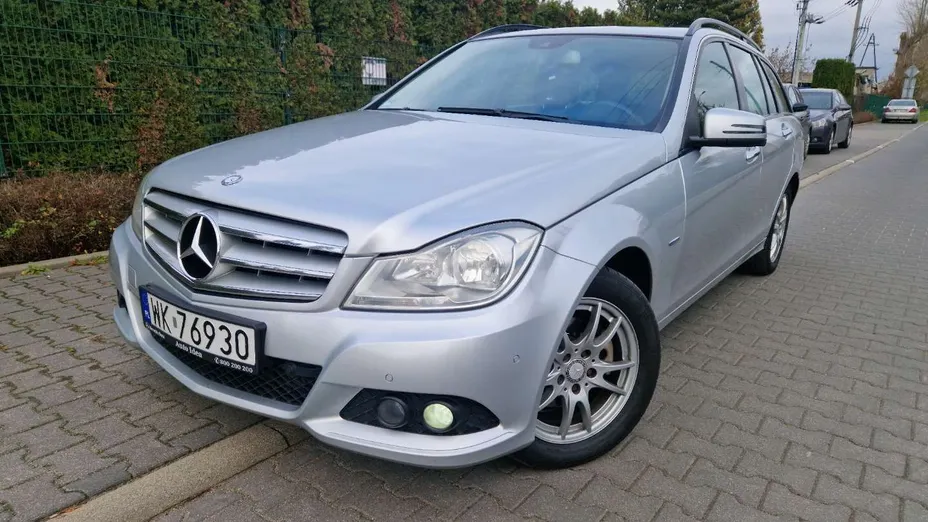 MERCEDES-BENZ C Klasa -