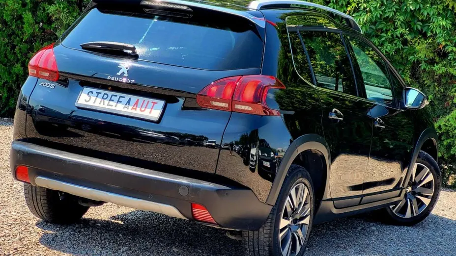 PEUGEOT 2008 -