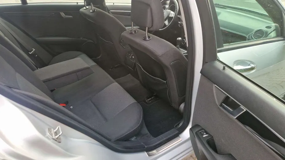 MERCEDES-BENZ C Klasa -